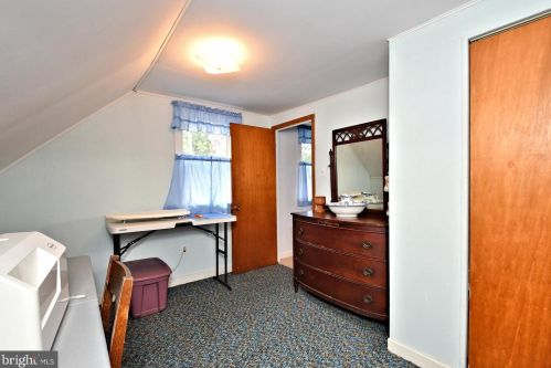 325 Lewis Rd, Limerick PA 19468-1510 exterior