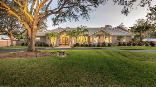 6610 Sable Ridge Ln, Naples FL  34109-0526 exterior