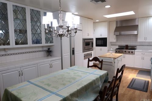 9661 Longden Ave, Temple City CA  91780-1457 exterior