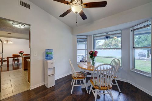 1011 Alexandria Ave, Fort Pierce FL 34953-3401 exterior