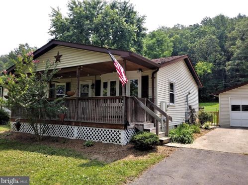 165 Isaac St, Wardensville, WV 26851-8375