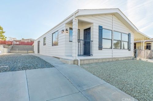 13877 Tam O Shanter Dr, Victorville, CA 92395-4934