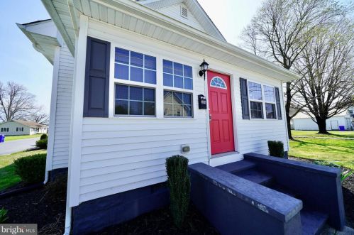 304 Harrington Ave, Harrington, DE 19952-1120