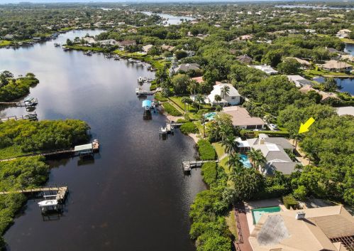 18444 Heritage Dr, Jupiter FL  33469-1446 exterior