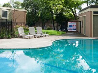 2590 Capitales Dr, Rancho Cordova CA  95670-3106 exterior