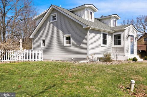 73 Ohlinger Rd, Shoemakersville, PA 19555-9155