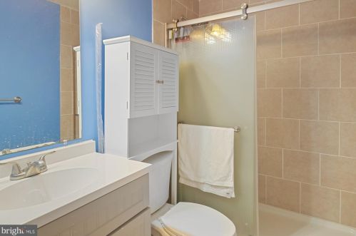 5762 Ralston Ct, Woodbridge VA  22193-3761 exterior