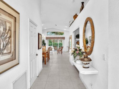 6840 Lismore Ave, Boynton Beach FL  33437-6441 exterior