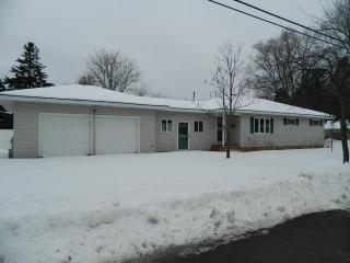 2504 Pied Piper Ln, Wausau, WI 54403-7072