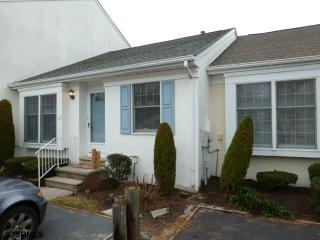325 Arbegast Dr, Brigantine City, NJ 08203-3630