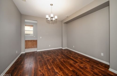 957 Queen Annes Ln, Beaumont CA  92223-7808 exterior