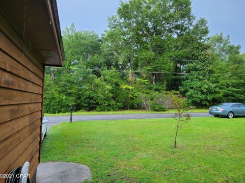 55 Carlan Ct, Defuniak Springs FL  32433-7120 exterior