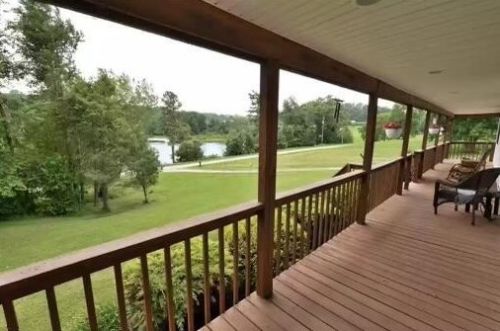 365 Camp Ln, New Concord, OH 43762-9676