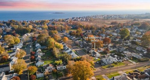 54 Greenfield Rd, Milford, CT 06460-6331