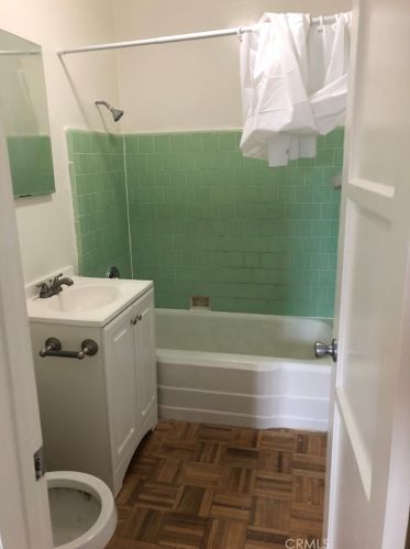 231 Waldo Ave, Fullerton CA  92833-2846 exterior