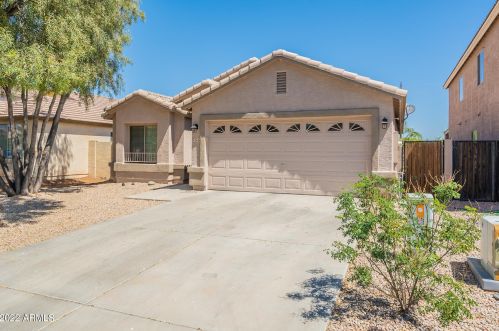 2626 Silversmith Trl, San Tan Valley, AZ 85143-3309