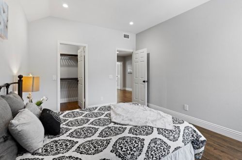 584 Andover Dr, Anaheim CA  92807-4606 exterior