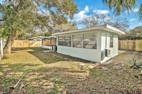 4480 16th St, Saint Petersburg FL  33703-4428 exterior