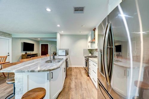 729 Dartmouth Ln, Deer Park TX  77536-6309 exterior