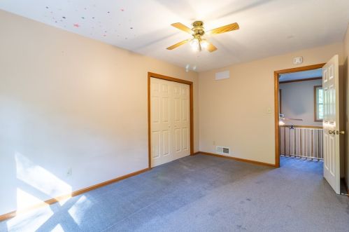 3630 Sandy Hill Rd, Gibsonia PA  15044-9149 exterior