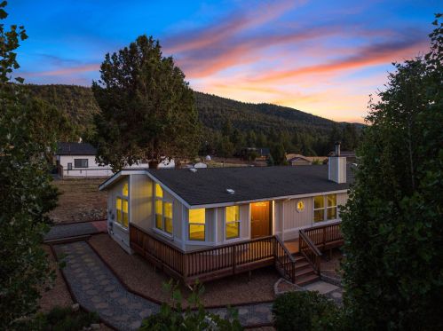 47125 Monte Vista Dr, Big Bear City CA  92314-9102 exterior