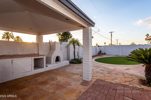 3044 39th Ave, Phoenix AZ 85029-3117 exterior