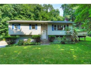 130 Harris Rd, Katonah, NY 10536-2305