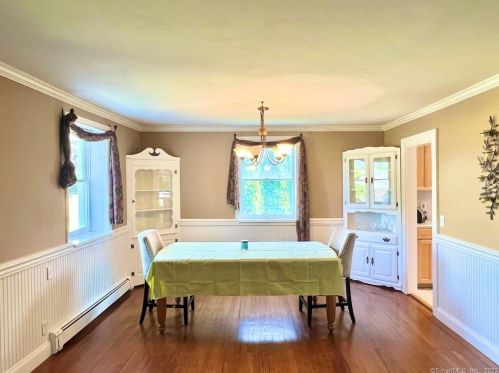 8 Sherman Ave, Bridgeport CT  06611-2335 exterior