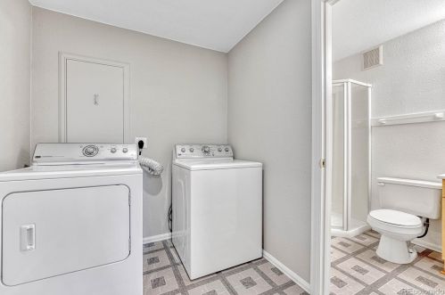 5647 Winnipeg St, Denver CO 80015-6767 exterior