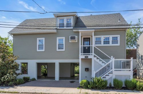 50 Ocean Ave, Monmouth Hills, NJ 07732-1411