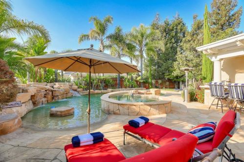 5902 Country Clb Pkwy, San Jose CA  95138-2301 exterior