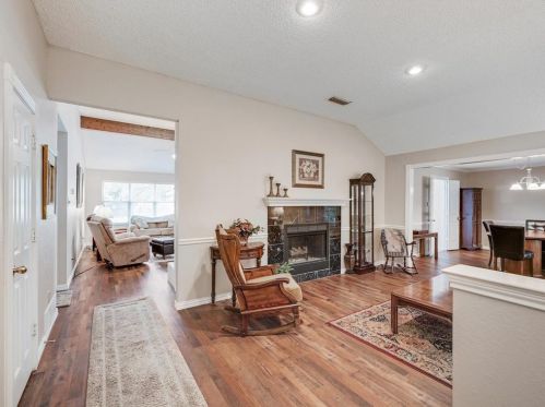 1412 Baker Dr, Cedar Hill TX 75104-1342 exterior