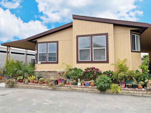 240 Ibsen Pl, Oxnard, CA 93033-6456