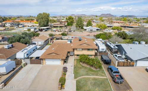 5752 Monte Cristo Ave, Glendale AZ 85306-2230 exterior