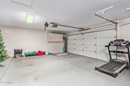 5717 Soft Wind Dr, Glendale AZ  85310-3643 exterior