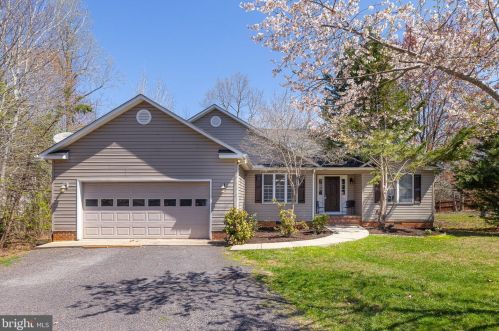 220 Musket Ln, Locust Grove VA  22508-5516 exterior