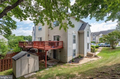 3522 Caledonia Cir, Woodbridge VA  22192-1063 exterior