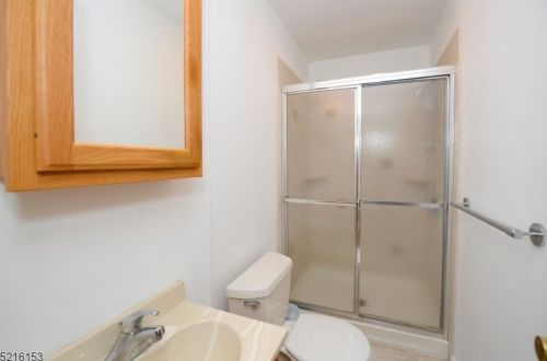 683 Squaw Brook Rd, Paterson NJ  07508-3004 exterior