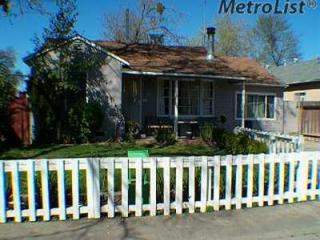 109 Bay Dr, Sacramento, CA 95815-2017