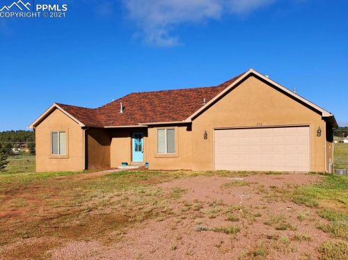 573 Empire Rd, Twin Rock, CO 80816-9098