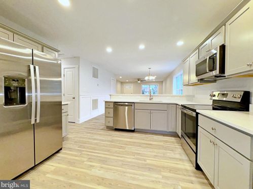 810 Beckwith St, Charles Town WV  25414-1439 exterior