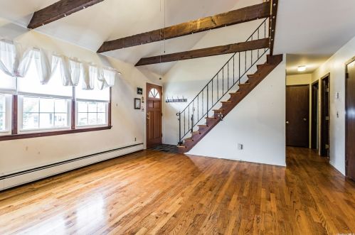 36 Georgia St, Elwood, NY 11731-2231