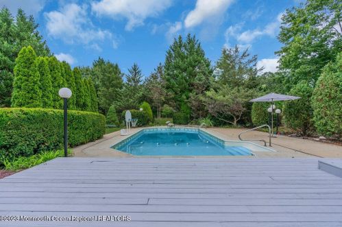 117 Frank Applegate Rd, Jackson Twp NJ  08527-2454 exterior