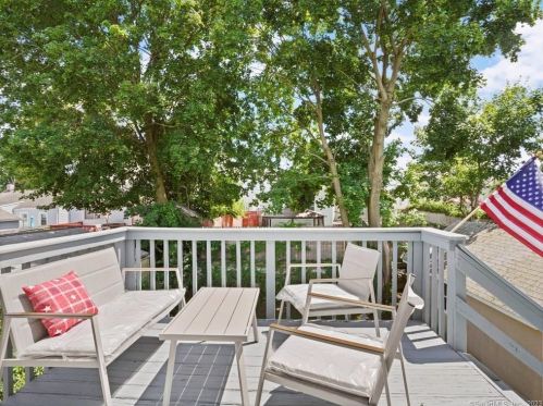 719 Queen St, Bridgeport CT  06606-3379 exterior