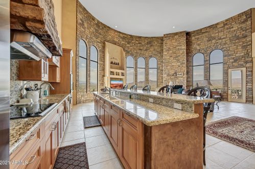 37316 29 Ave, Phoenix AZ 85086-0556 exterior