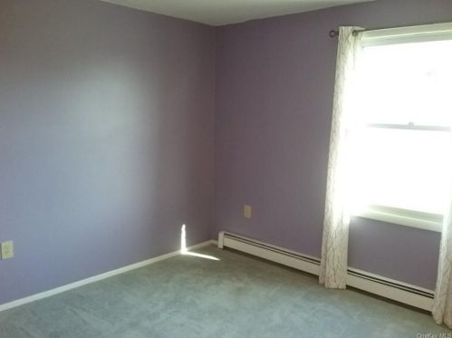 15 Maplewood Dr, Middletown NY  10940-6689 exterior