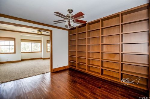 1754 Somerset Ln, Redlands CA  92374-5561 exterior