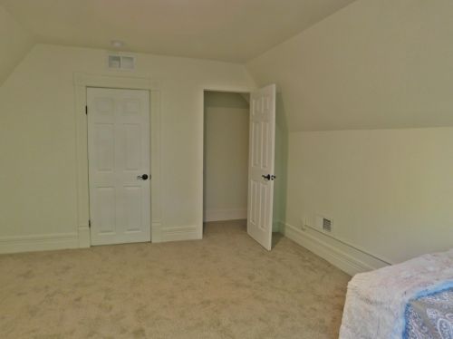 2575 Graham St, Milwaukee WI  53207-1609 exterior