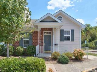 30 Signet Dr, Durham, NC 27704-1672