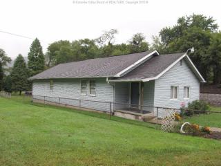 59 Windleton Ln, Diamond WV  25015-1873 exterior